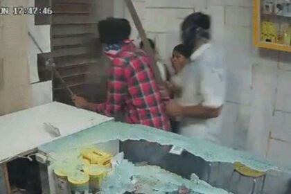 होशियारपुर में लूट की कोशिश नाकाम: दुकान में बंद हुए लुटेरे, बोले– भाजी शटर खोल दो, घर जाना है