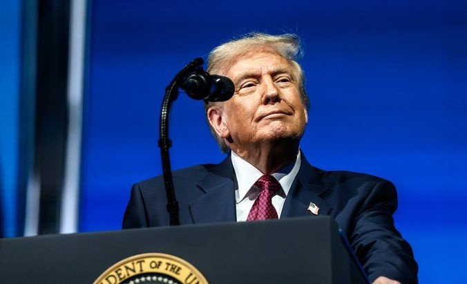 US ने ईरान के साथ तेल व्यापार पर अस्थायी छूट दी