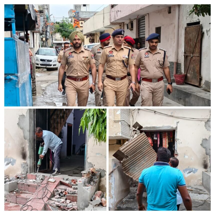 युद्ध नशियां विरुद्ध के तहत जालंधर में बड़ी कार्रवाई: कुख्यात नशा तस्कर की अवैध संपत्ति पर चला बुलडोजर**