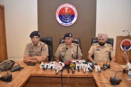 जालंधर पुलिस की बड़ी सफलता: राजधन फॉरेक्स लूटकांड सुलझा, 2 आरोपी गिरफ्तार, नकदी व एक्टिवा बरामद