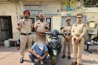 जालंधर पुलिस की बड़ी कामयाबी: मॉडल टाउन में झपटमारी करने वाला शातिर अपराधी गिरफ्तार, एक्टिवा और नकदी बरामद**