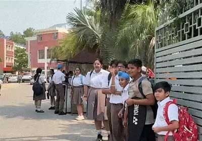 जालंधर के APJ स्कूल को बम से उड़ाने की धमकी: मची अफरा-तफरी, बच्चों को घर भेजा गया, म स्क्वायड टीम कर रही चेकिंग
