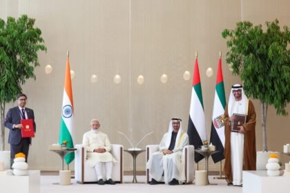 भारत-UAE संबंधों में नया अध्याय: प्रधानमंत्री मोदी की यात्रा के दौरान  बिलियन के निवेश की बड़ी घोषणा और रक्षा-ऊर्जा समझौतों पर मुहर**