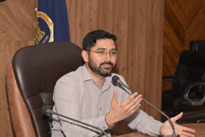 पंजाब में 24 मई तक ‘हीट वेव’ का अलर्ट: जालंधर DC ने जारी की सख्त एडवाइजरी, जानें धूप से बचने के अचूक उपाय**