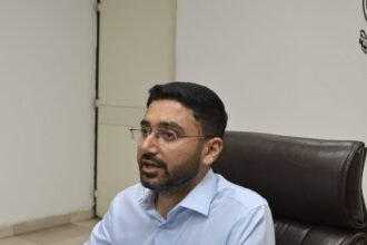 जालंधर: वोटर कार्ड नहीं है तो भी दे सकेंगे वोट; 26 मई को होने वाले नगर परिषद और नगर पंचायत चुनाव के लिए आयोग ने 15 वैकल्पिक दस्तावेजों को दी मंजूरी**