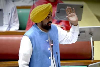 AAP सरकार ने जीता विश्वासमत : सर्वसम्मति से पास, मान बोले- राष्ट्रपति को देकर आऊंगा; कांग्रेस बोली- CM-विधायकों का डोप टेस्ट कराओ, स्पीकर का इनकार