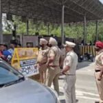 किसान आंदोलन का असर : सभी टोल 3 घंटे तक फ्री-नहीं वसूला टैक्स, किसानों ने दिया धरना