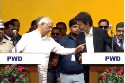 एक्टर विजय बने तमिलनाडु के नए मुख्यमंत्री : शपथ लेते वक्त स्पीच देने लगे तो राज्यपाल ने टोका; 9 मंत्रियों ने भी शपथ ली