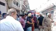 जालंधर में भयानक आग: मंदिर में ज्योत जलाने के दौरान हादसा, तीन लोगों ने भागकर बचाई जान