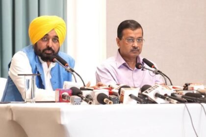 अमृतसर में केजरीवाल-CM मान का बड़ा ऐलान: लव-कुश और माता जानकी के नाम पर बनेगा भव्य मंदिर**