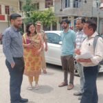 डीसी वरजीत वालिया ने घर-घर जाकर किया ‘एसआईआर’ (SIR), सर्वे का औचक निरीक्षण; मतदाताओं से बीएलओ का सहयोग करने की अपील
