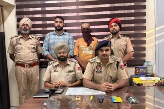 जालंधर: ATM से धोखाधड़ी कर पैसे उड़ाने वाले गिरोह का पर्दाफाश, एक आरोपी गिरफ्तार; तेजधार चाकू और फेवीक्विक बरामद