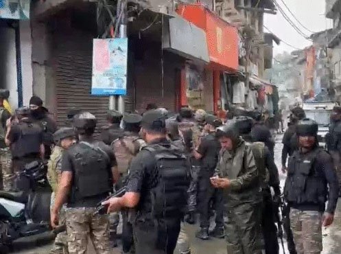 BREAKING  कश्मीर के अनंतनाग में आतंकी हमला : अमरनाथ ड्यूटी पर तैनात हेड कॉन्स्टेबल शहीद; द रेजिस्टेंस फ्रंट ने जिम्मेदारी ली