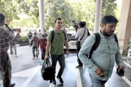 मोहाली में ED का बड़ा एक्शन: GAMADA चीफ इंजीनियर का ऑफिस सील, अफसरों के मोबाइल जब्त कर पूछताछ; ₹100 करोड़ के घोटाले से जुड़ा मामला